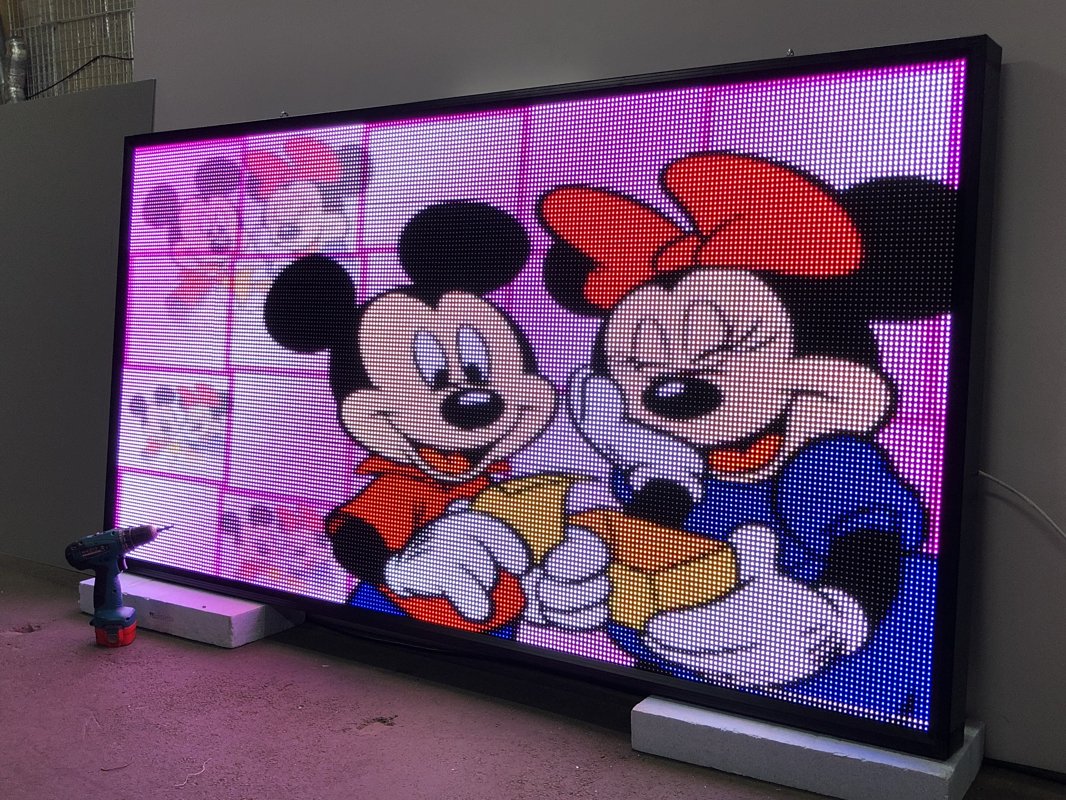 P2,5 LED video sign (Height - 144 cm). Prices from