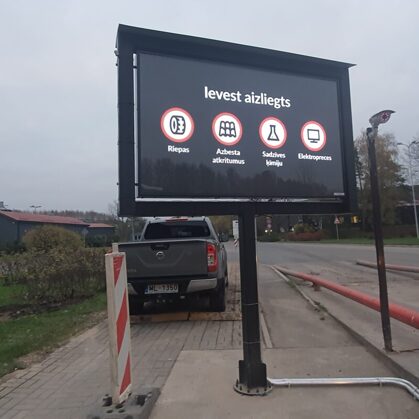 Outdoor led screen 
