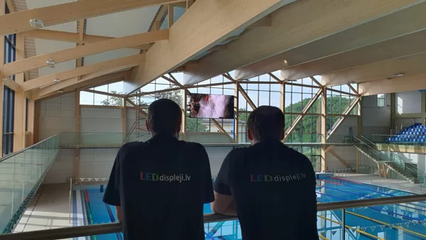  Swimming pool LED screen