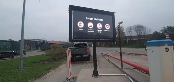 Outdoor led screen 